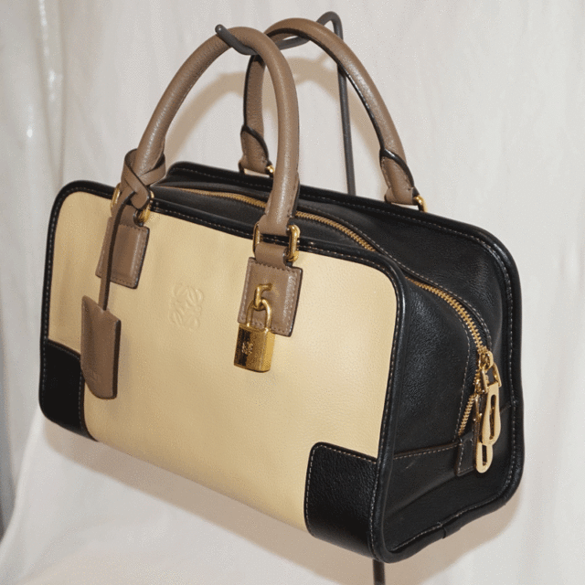 ロエベ/LOEWEアマソナ28トリコロールカラー352.69LA03お買取りしました ...